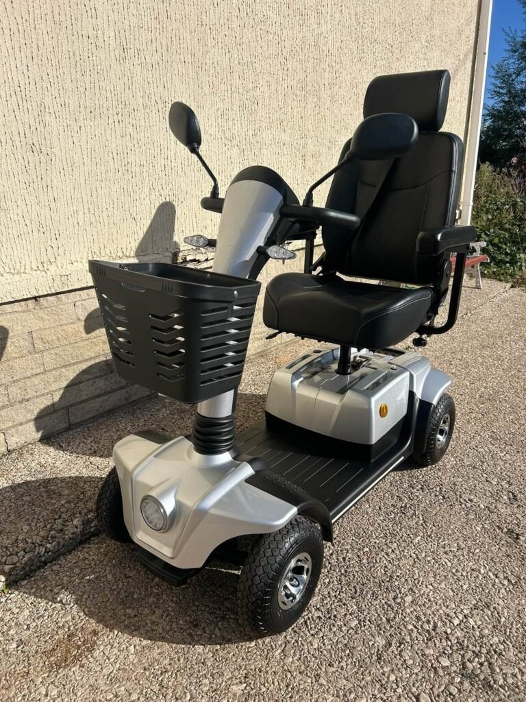 Motion Healthcare eMove 8 Scooter